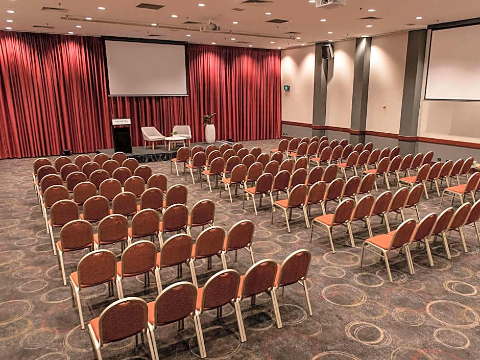 Novotel Langley Perth