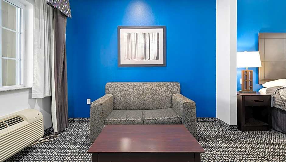 Belmont Inn and Suites