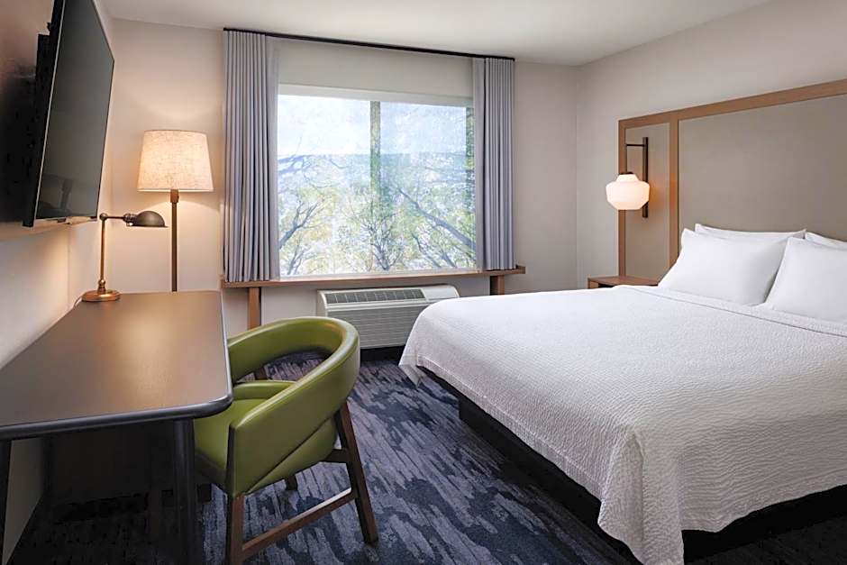 Fairfield Inn & Suites by Marriott Kelowna