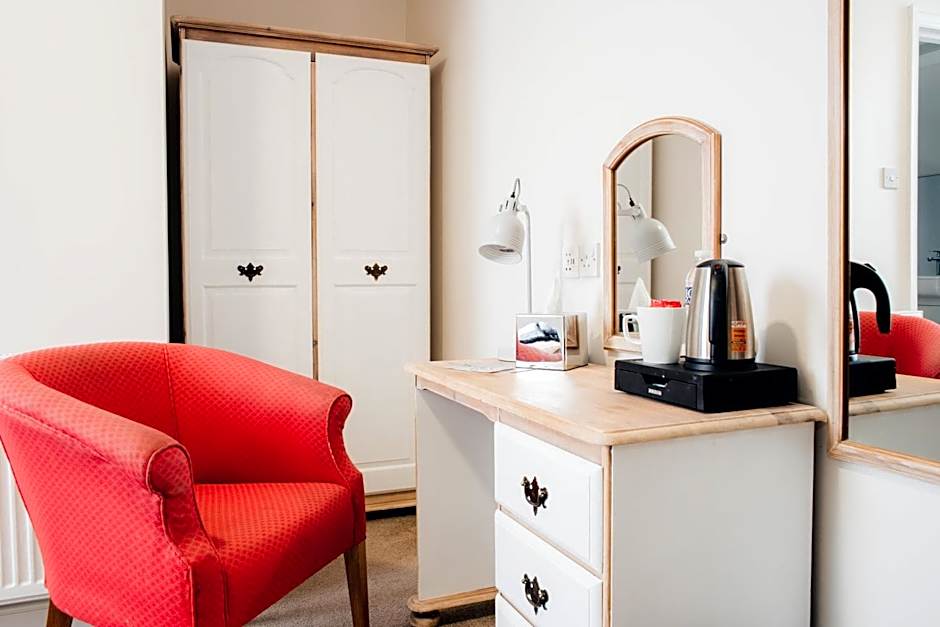 San Clu Hotel, Bar & Brasserie