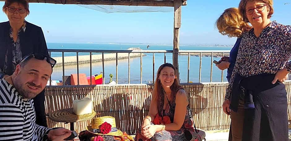 Art Riad Au Bord De La Mer