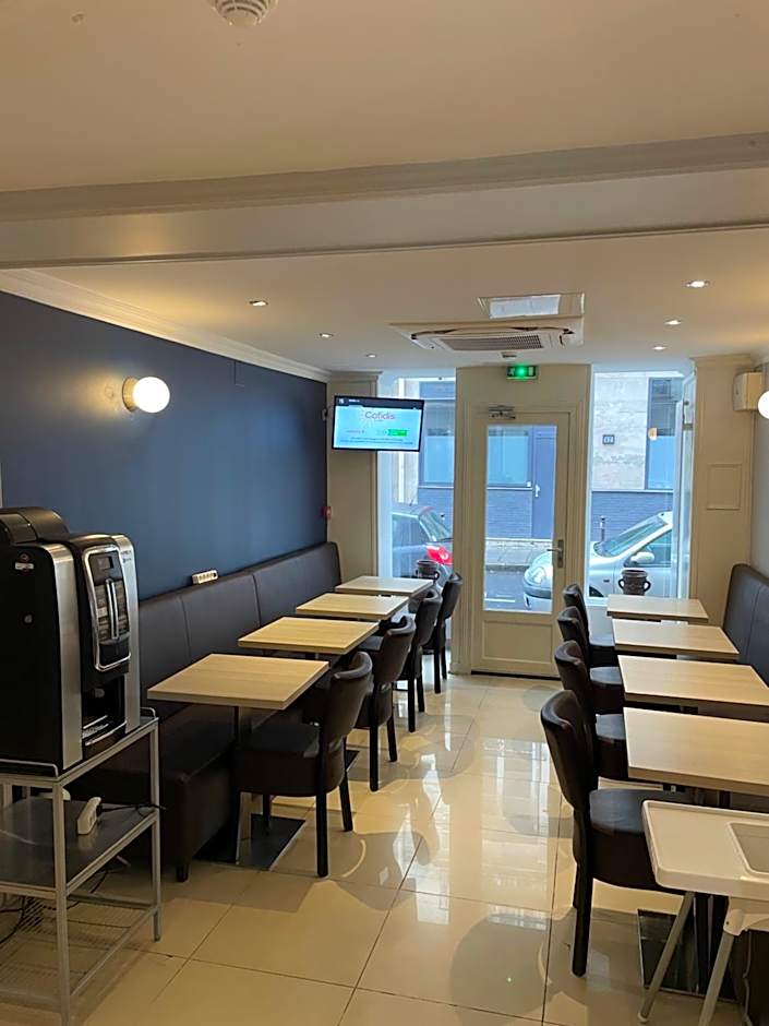 Mary's Hotel Republique