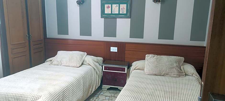 HOSTAL RESTAURANTE MILAN II