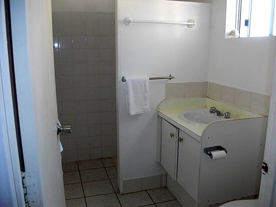 Beerwah Glasshouse Motel