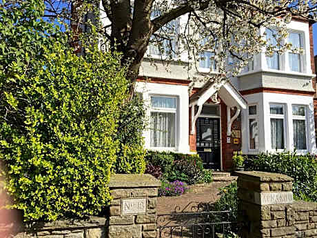 Croham Park Bed & Breakfast