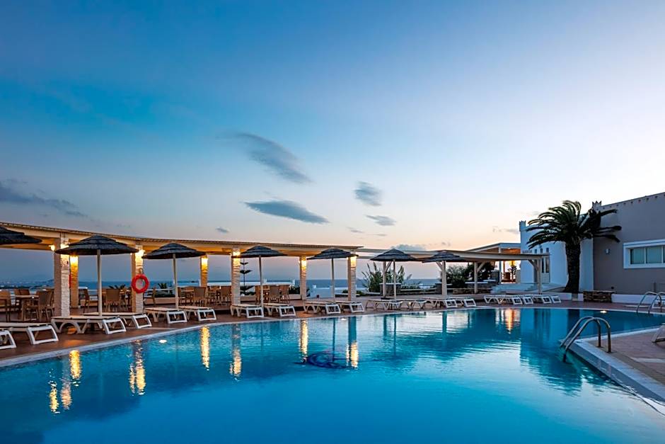 Kavuras Village Hotel & Suites