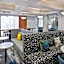 Hampton Inn By Hilton & Suites Kansas City-Country Club Plaza