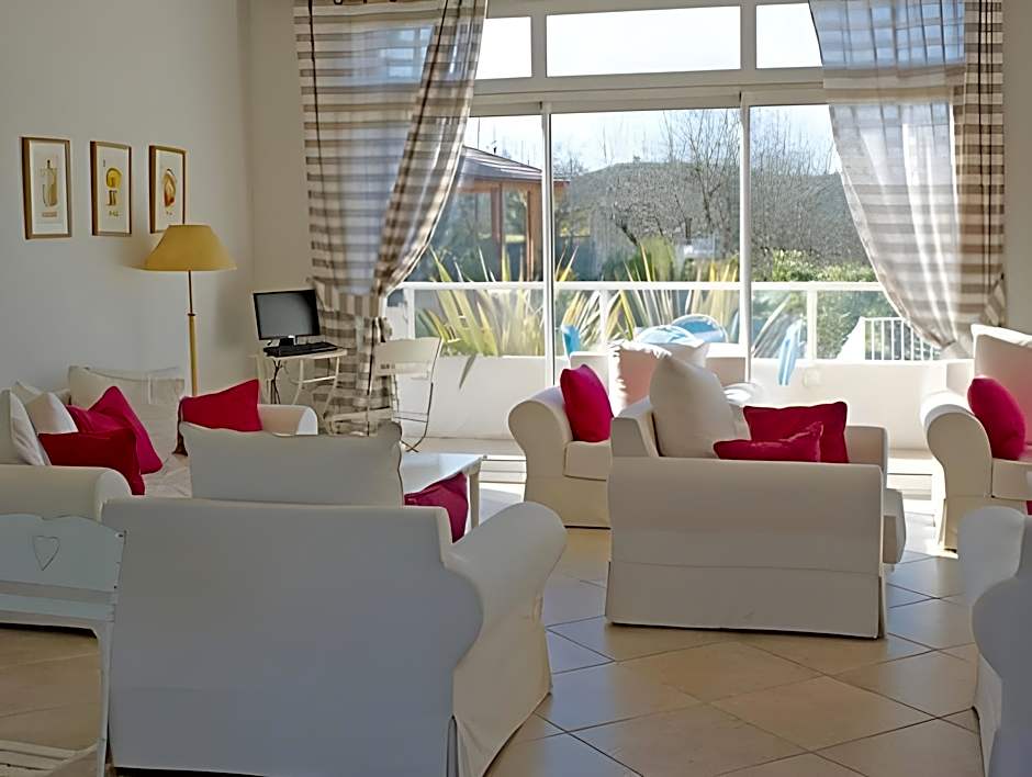 Lagrange Vacances Les Bastides des Chaumettes