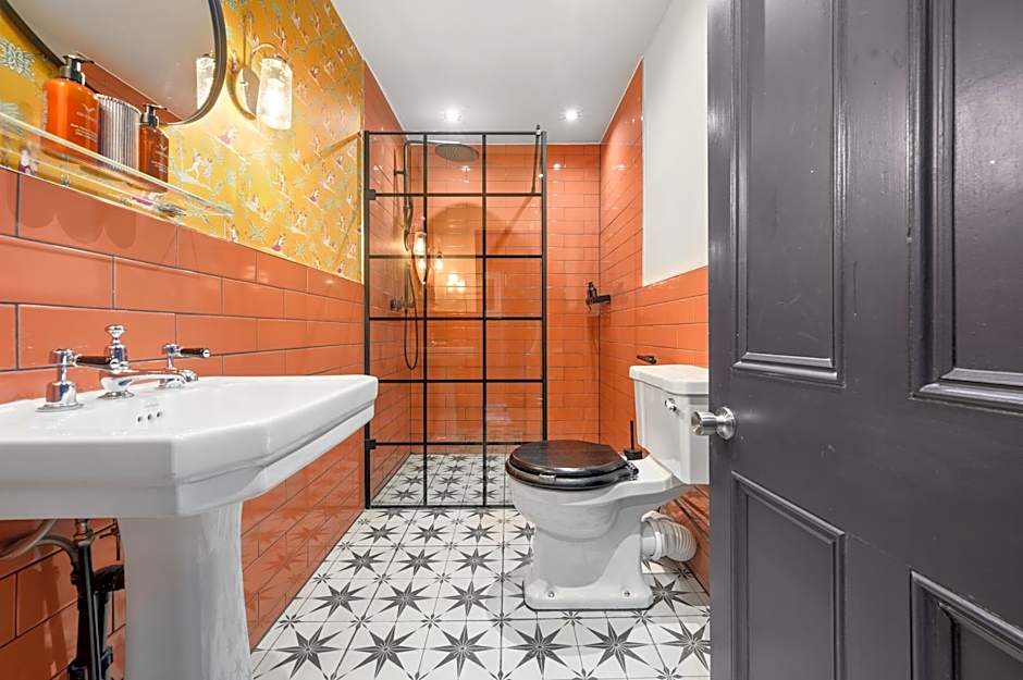 Clementine's Guest House