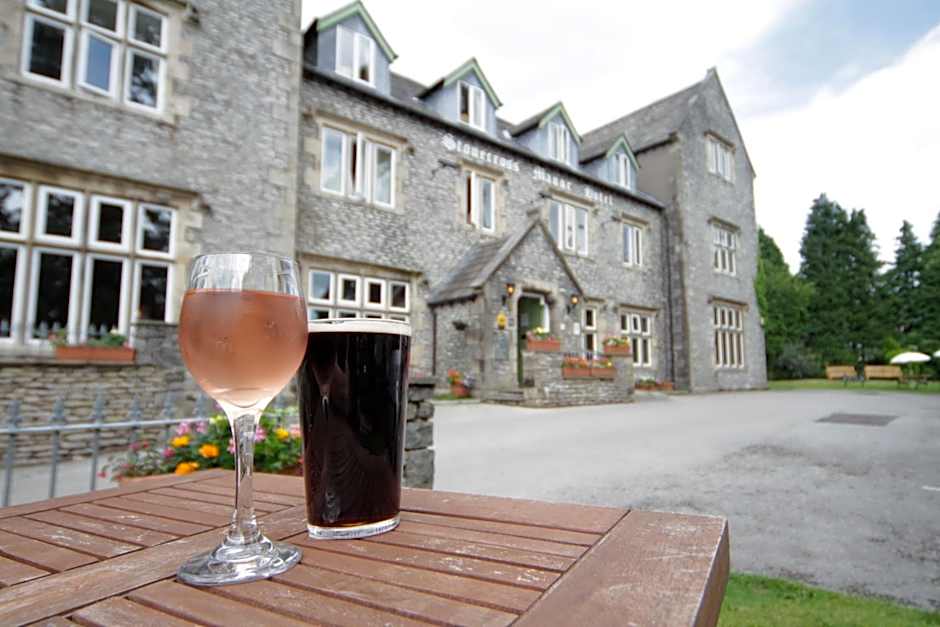 Stonecross Manor Hotel