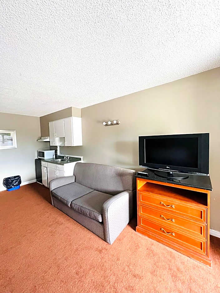 Fairway Inn by the Falls