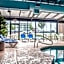 Quality Hotel & Suites At The Falls