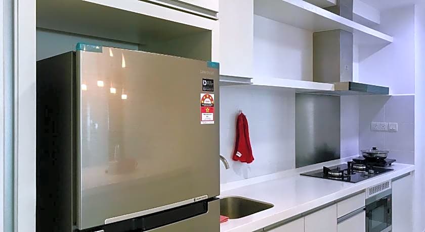 Sunset Seaview Vacation Condos @ Infinity Avenue