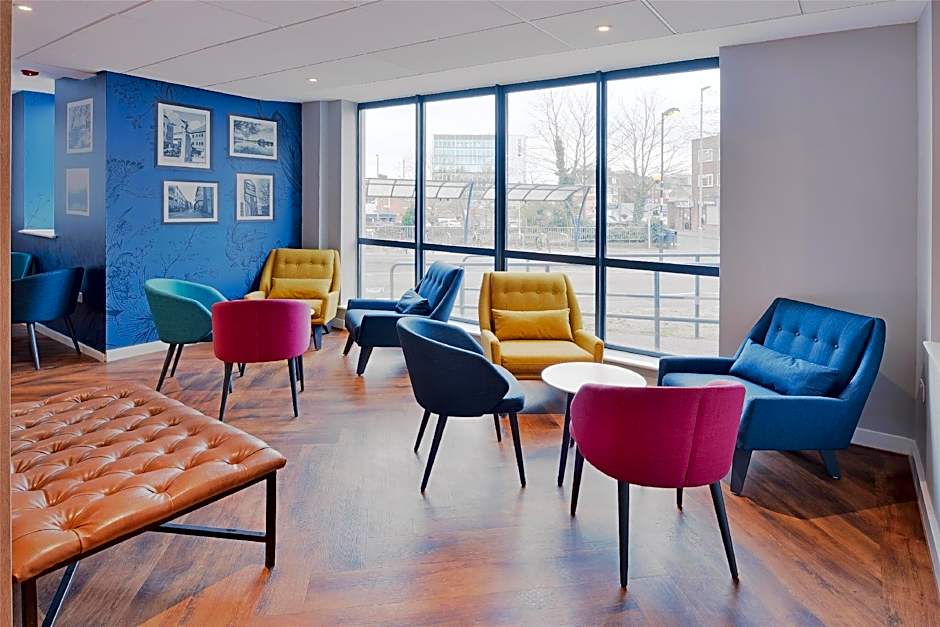 Travelodge Woking Central