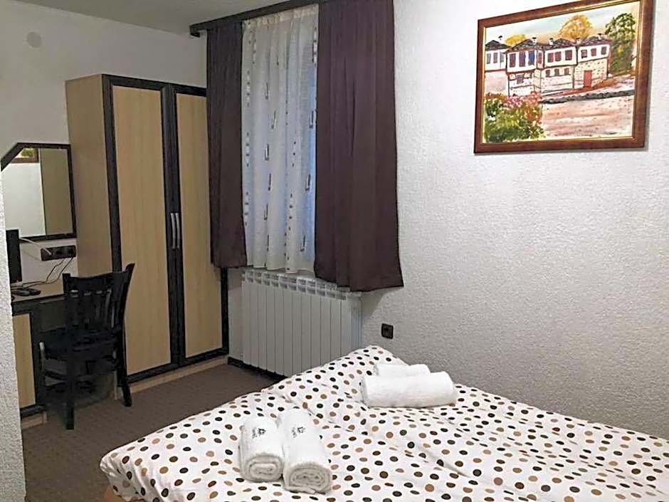 Семеен хотел Гингеръ