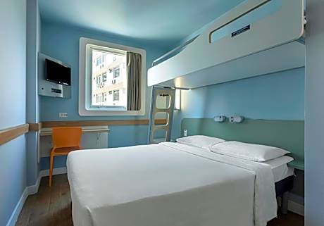 Standard Double Room with One Bunk Bed