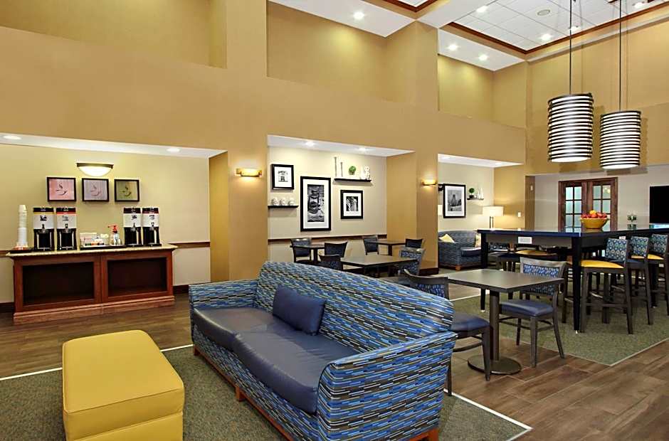 Hampton Inn By Hilton & Suites Madisonville