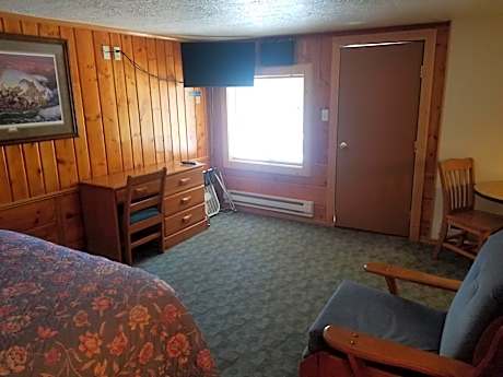 Queen Suite