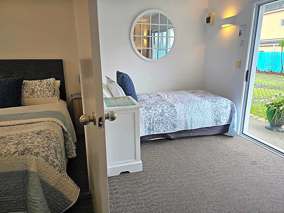 Albert Number 6 Motel