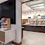 Holiday Inn Express & Suites - Detroit - Dearborn By IHG