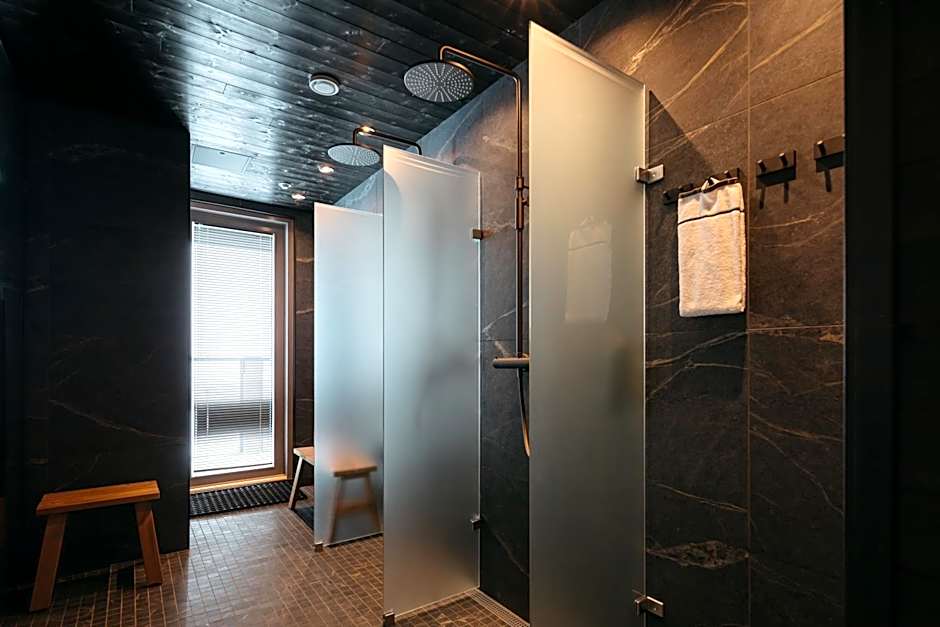 Kultakero Northern Sky, 3BR Penthouse with Jacuzzi 128m2