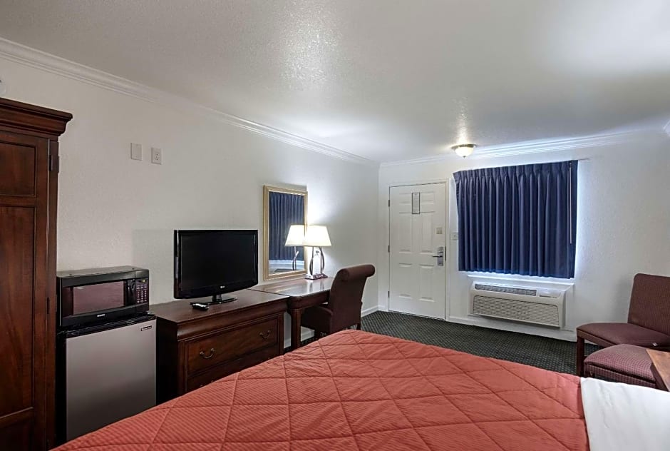 1st Interstate Inn