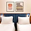 D8 Hotel