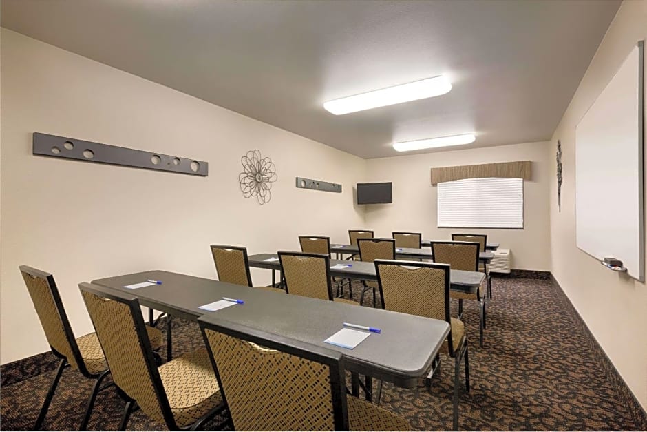 Baymont by Wyndham Glendive