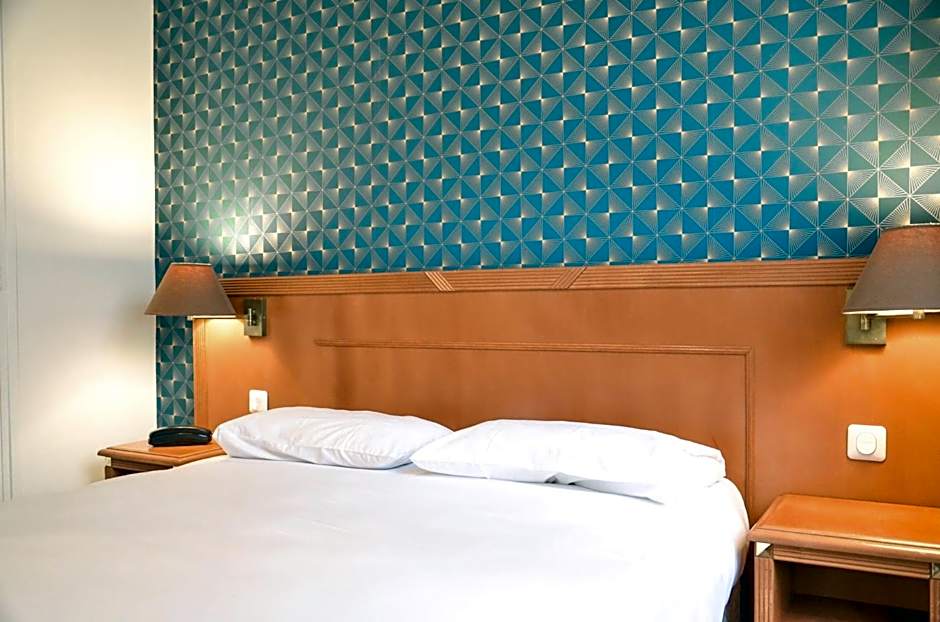 Hôtel De La Perdrix Rouge