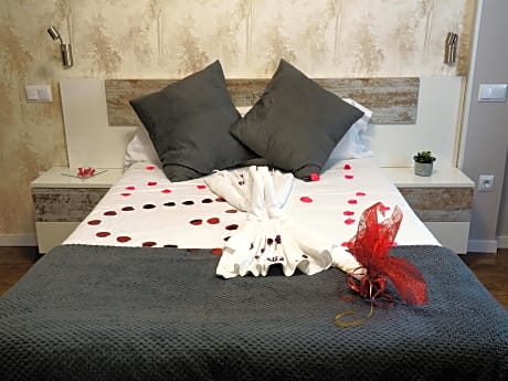 Romantic Package - Deluxe Double Room