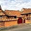 La Cour Des Amis