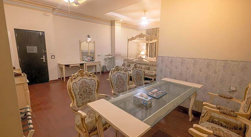 Hotel The Nagpur Ashok 