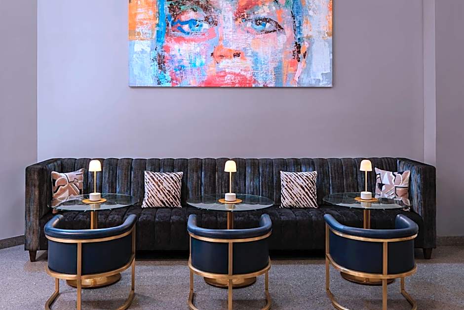 Glass Light Hotel & Gallery, Autograph Collection