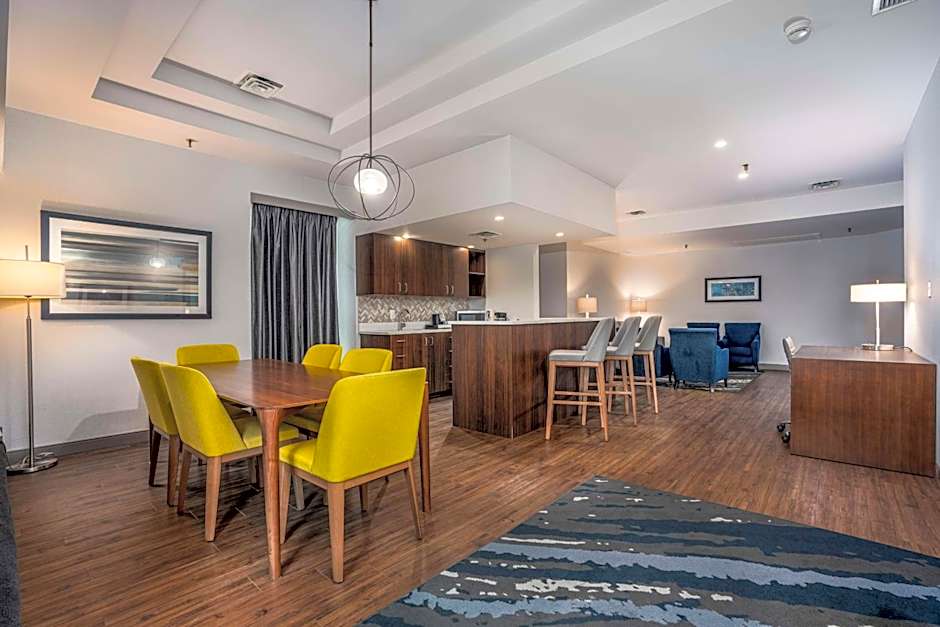 Embassy Suites By Hilton Hotel Indianapolis-Downtown