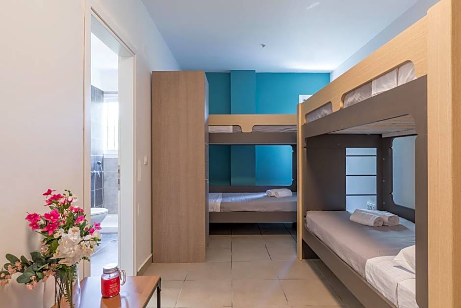 Local Hostel & Suites