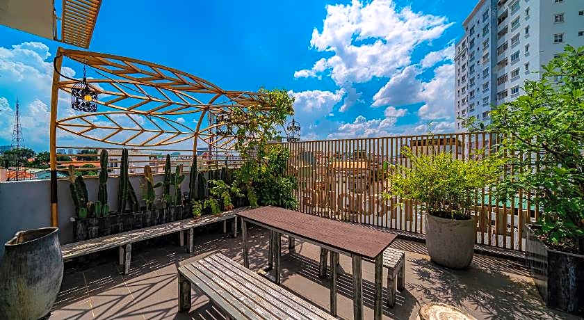 Cactusland Near Saigon Train Station