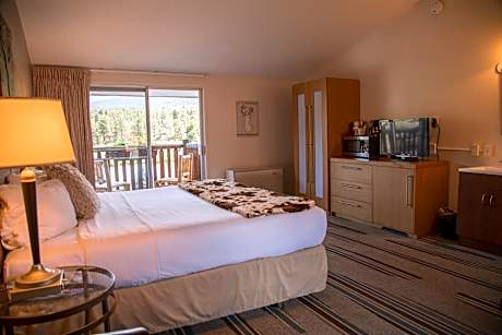 King Room with Balcony