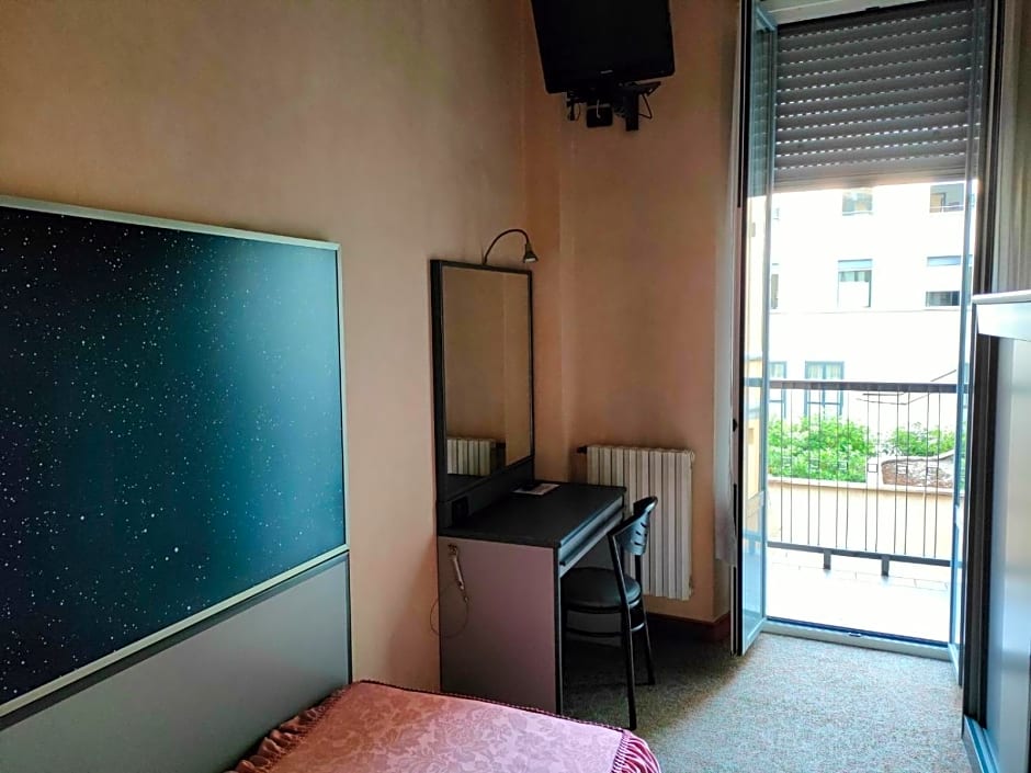 Hotel Ada