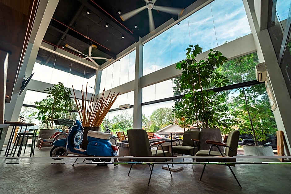 T+ PREMIUM HOTEL