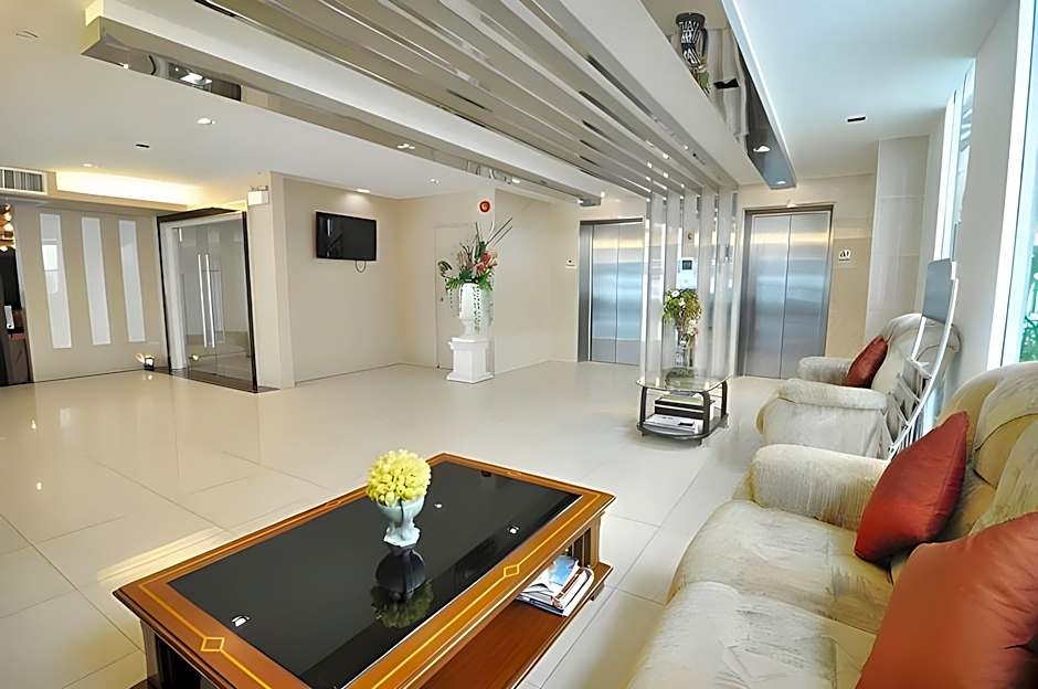 Praso Ratchada Private Residence