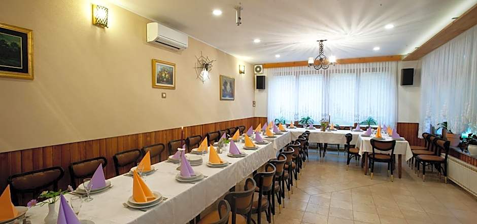 Rooms Pevc & Hostel Ljubno ob Savinji