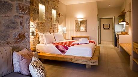 Superior Room with Garden and Sea View