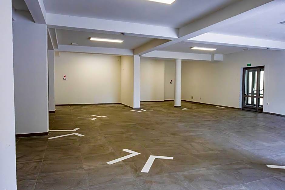 Beachfront Apartment Beach Makarska Residence Srzić