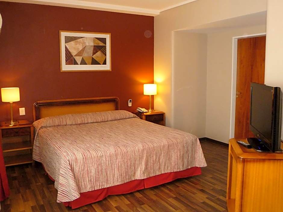 Tritone Hotel