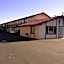Golden Hills Motel