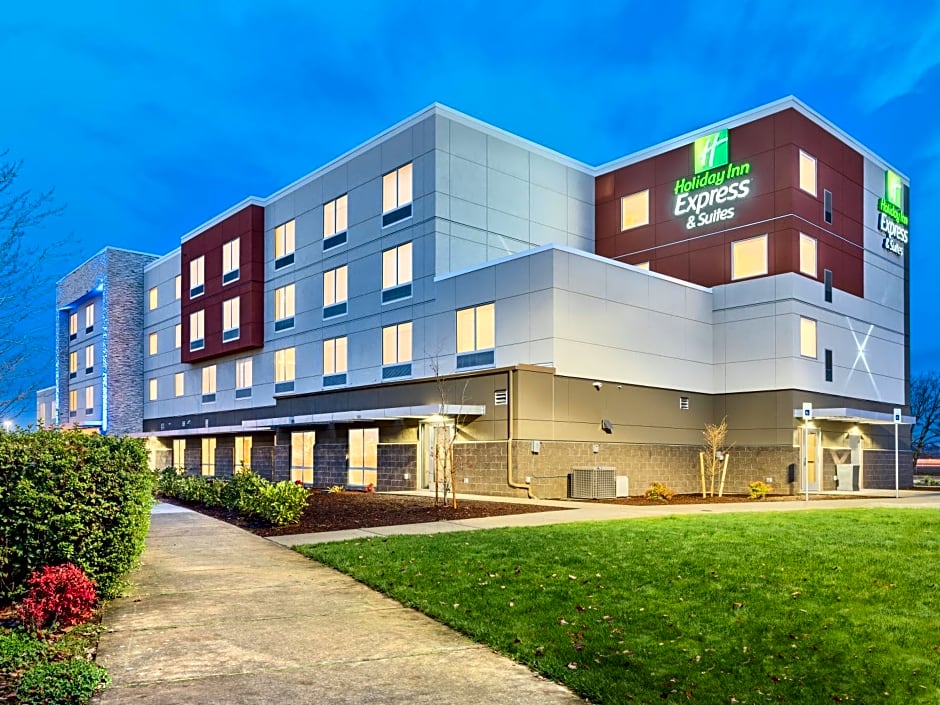 Holiday Inn Express & Suites Salem North - Keizer, an IHG Hotel