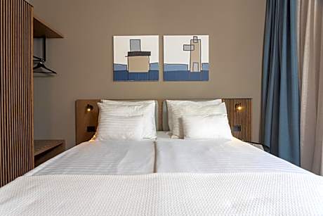 Comfort Double Room with Extra bed and Balcony
