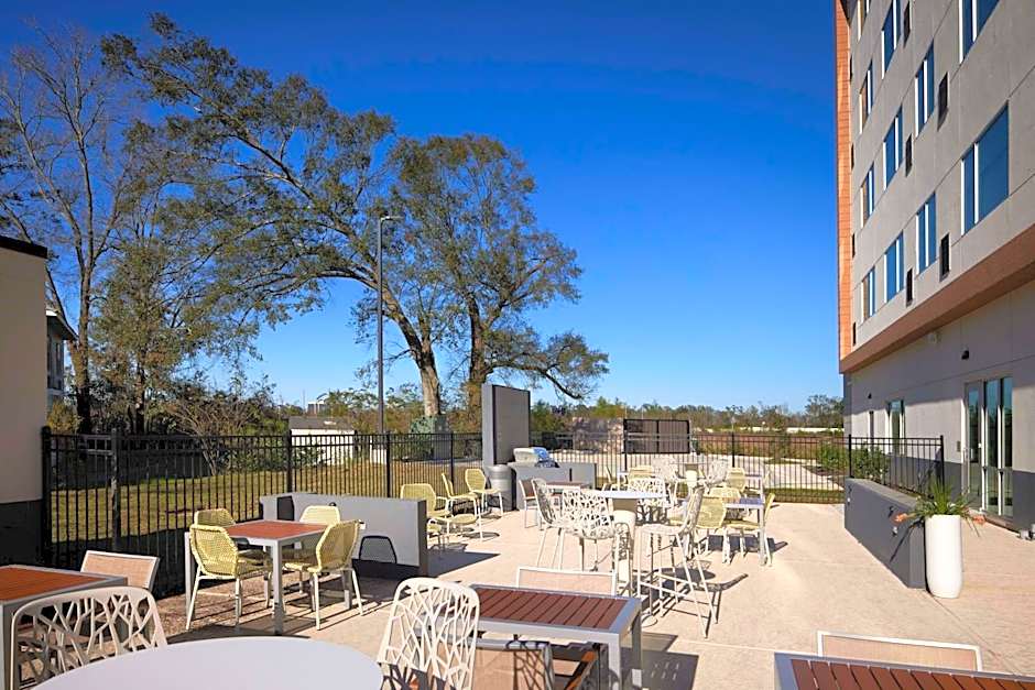 Element Baton Rouge South