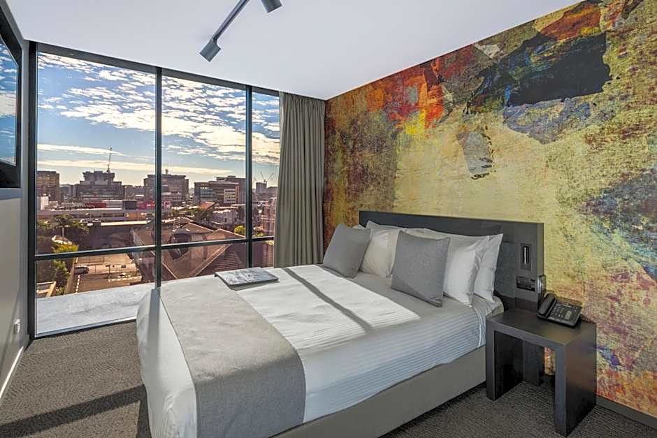 Kennigo Hotel Brisbane, Independent Collection by EVT