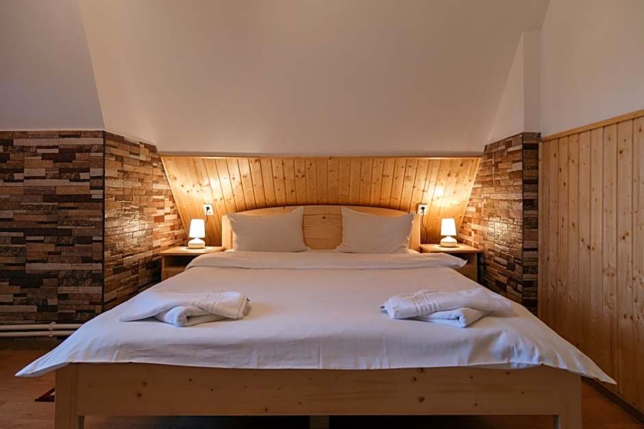 Centrul de Echitatie Poiana Brasov
